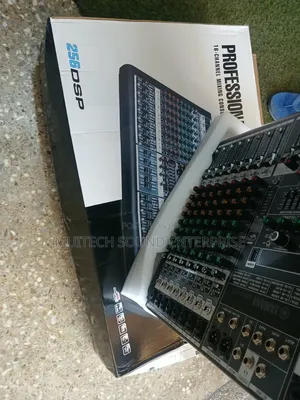 Yamaha Raw Mixer (16 Channels)