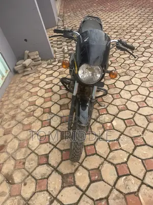 Bajaj Boxer 150 UG 2023 Black