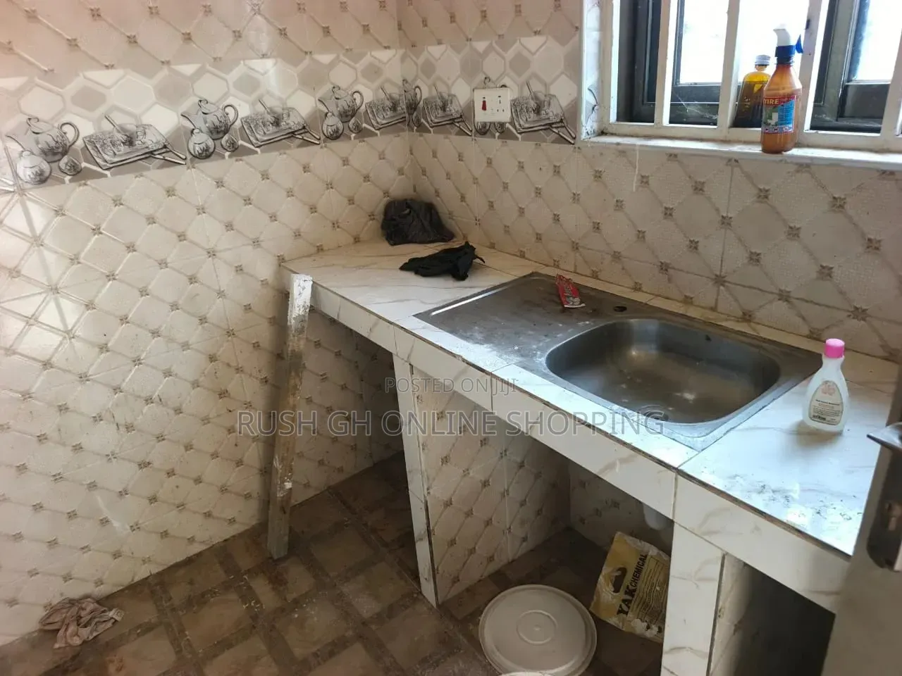 Furnished 1bdrm Shared Apartment in Ga West Municipal for rent
