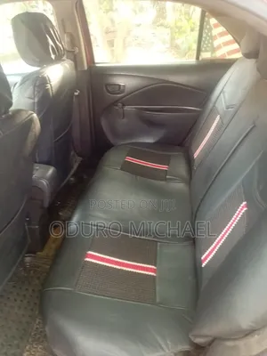 Toyota Yaris 2008 Red