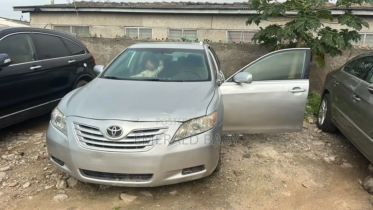 Toyota Camry 2007 Silver