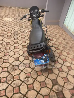 Bajaj Boxer 150 UG 2023 Black