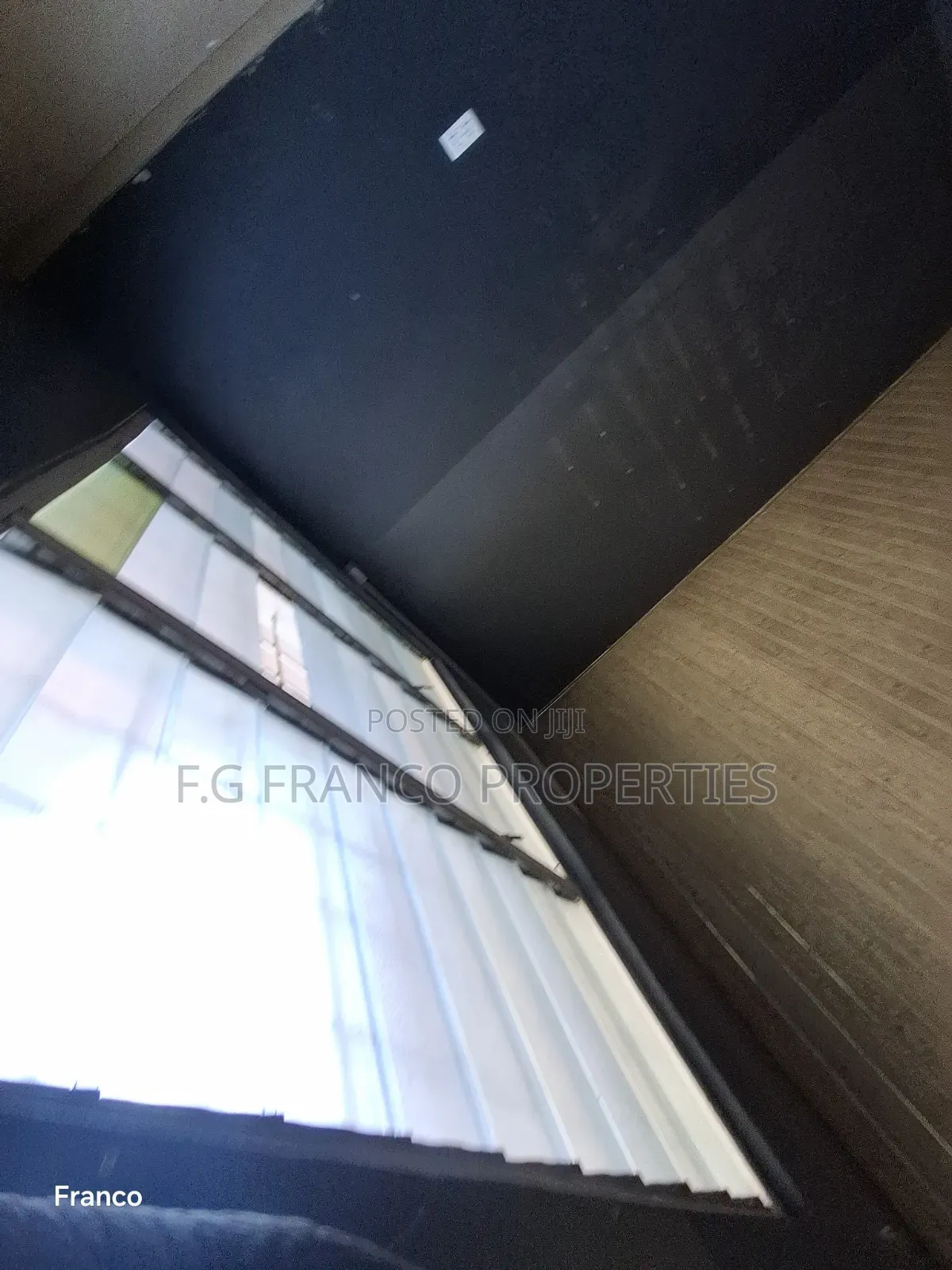 2bdrm Apartment in K.G. Franco, Baatsona Total for rent