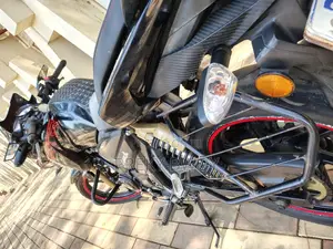 TVS Apache 180 RTR 2025 Black