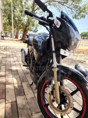 TVS Apache 180 RTR 2025 Black