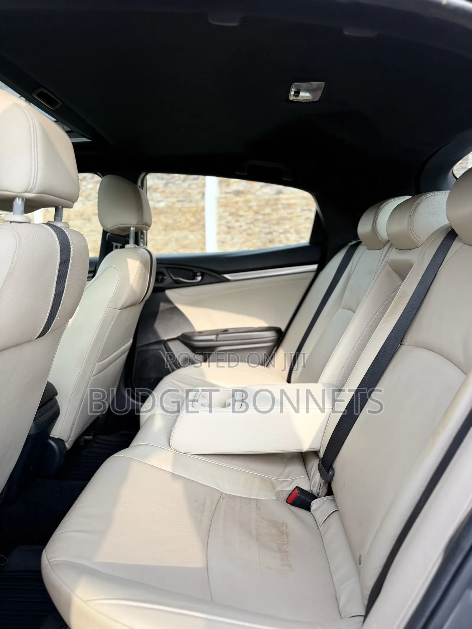 Honda Civic EX-L Hatchback 2020 Gray