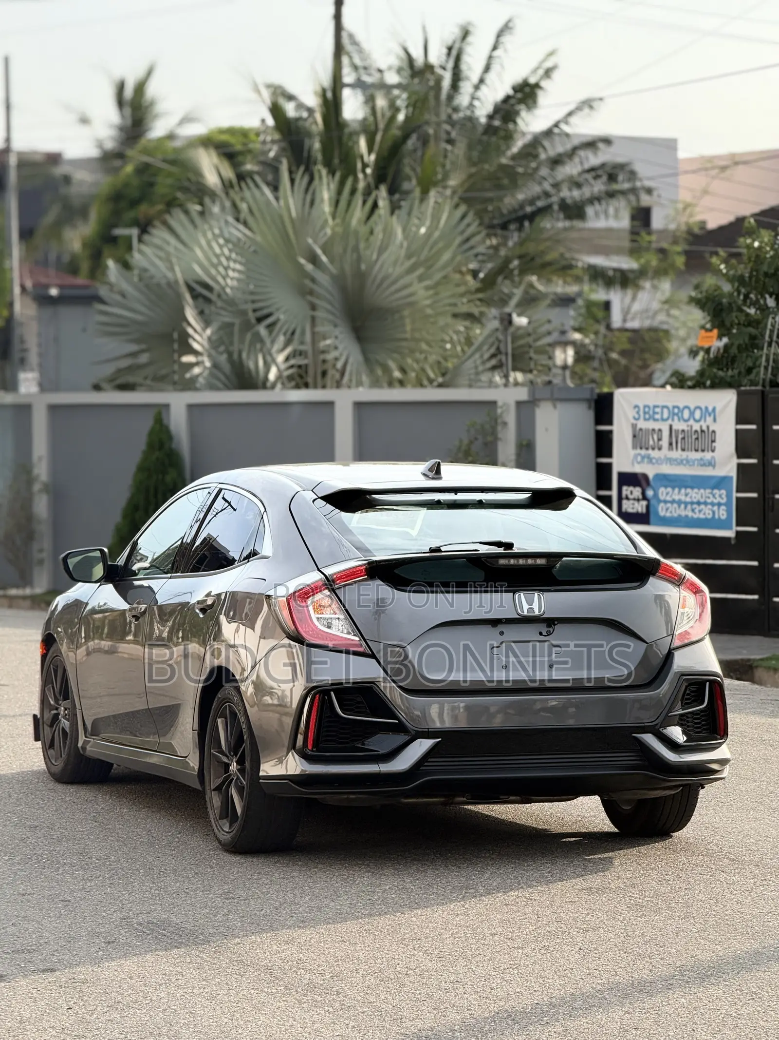 Honda Civic EX-L Hatchback 2020 Gray