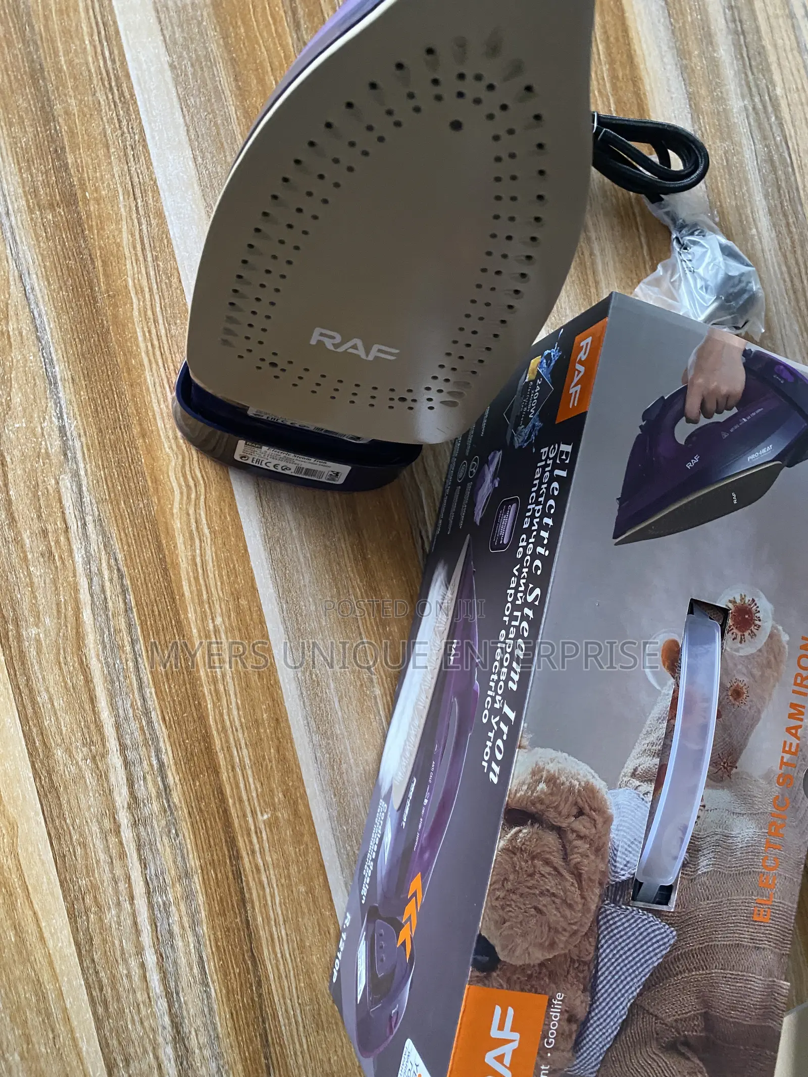 2400W Powerful Cordless Steam Iron
