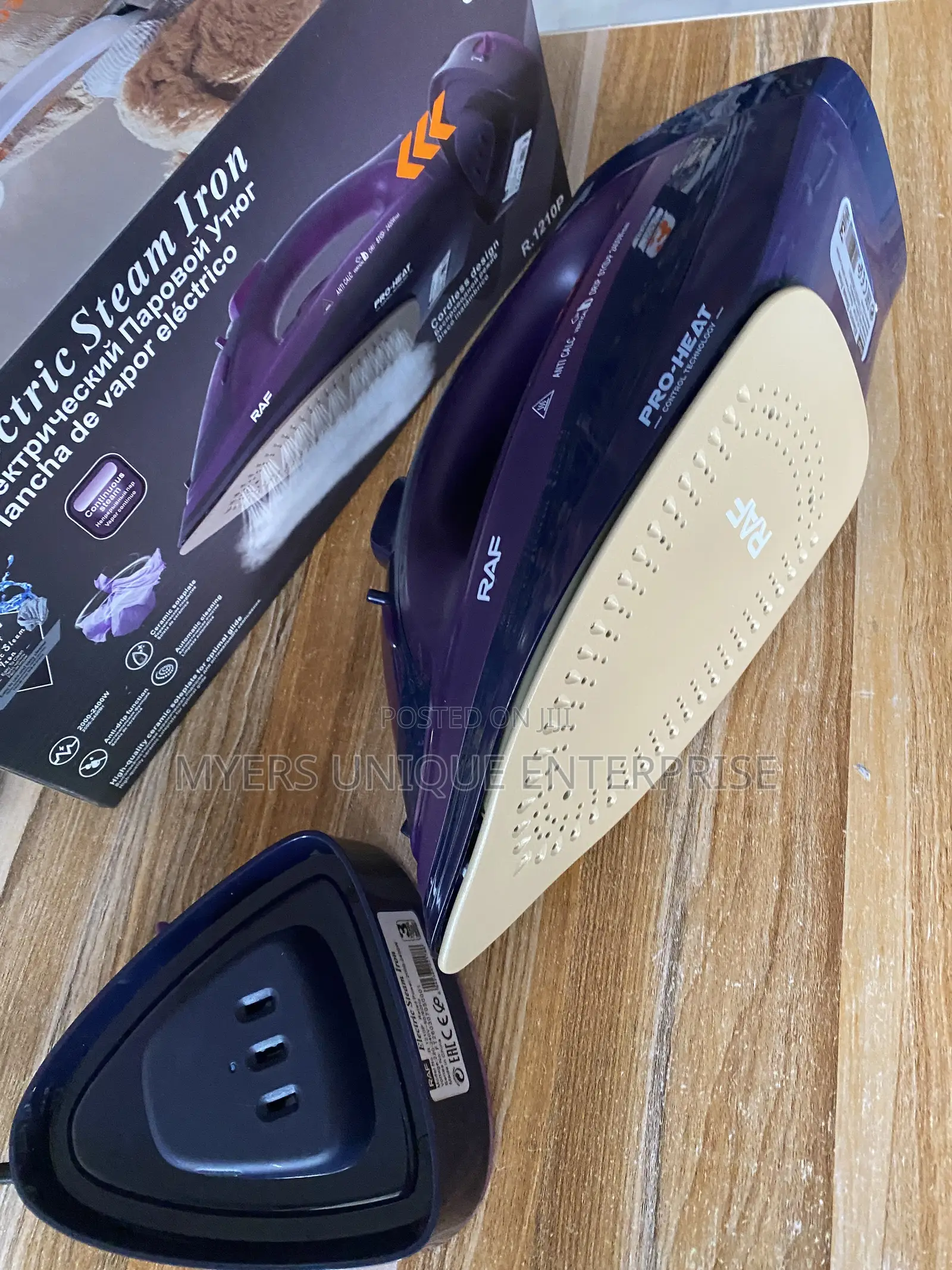 2400W Powerful Cordless Steam Iron