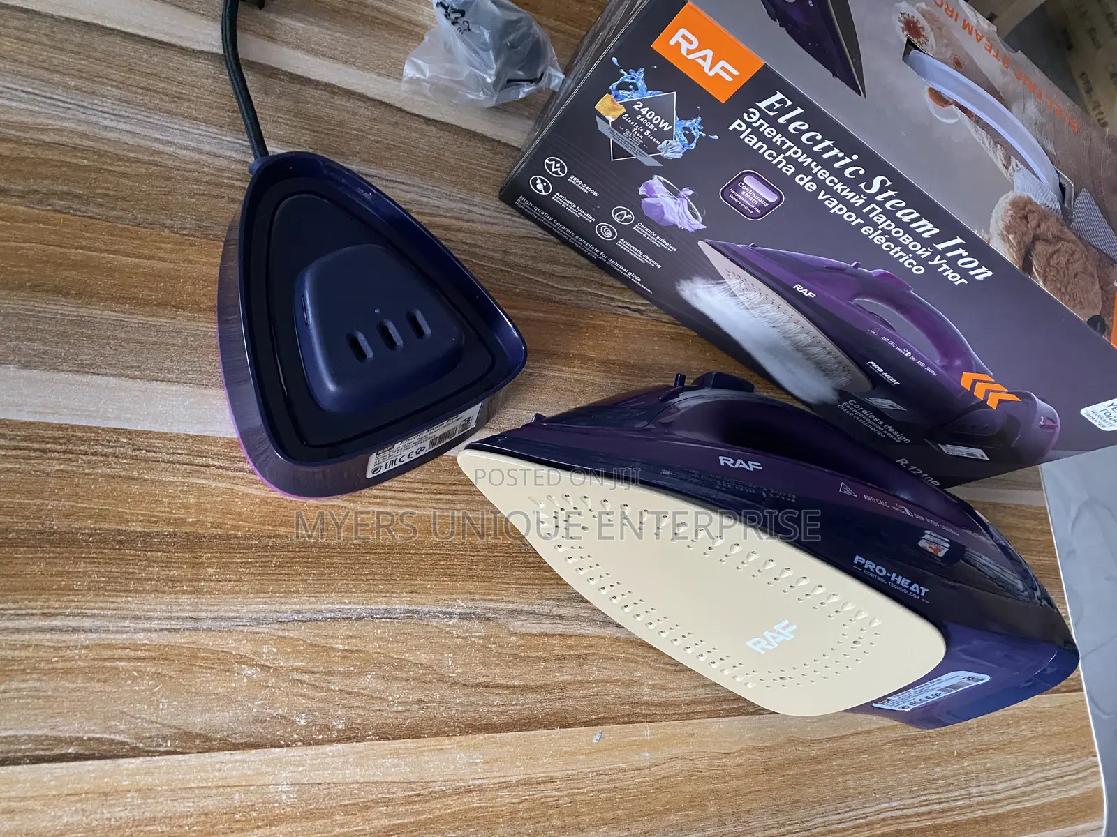 Cordless Steam Iron With Ceramic Non-Stick Soleplate