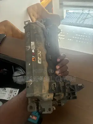 Toyota Camry Knee Airbag
