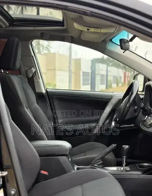 Toyota RAV4 XLE AWD (2.5L 4cyl 6A) 2017 Black