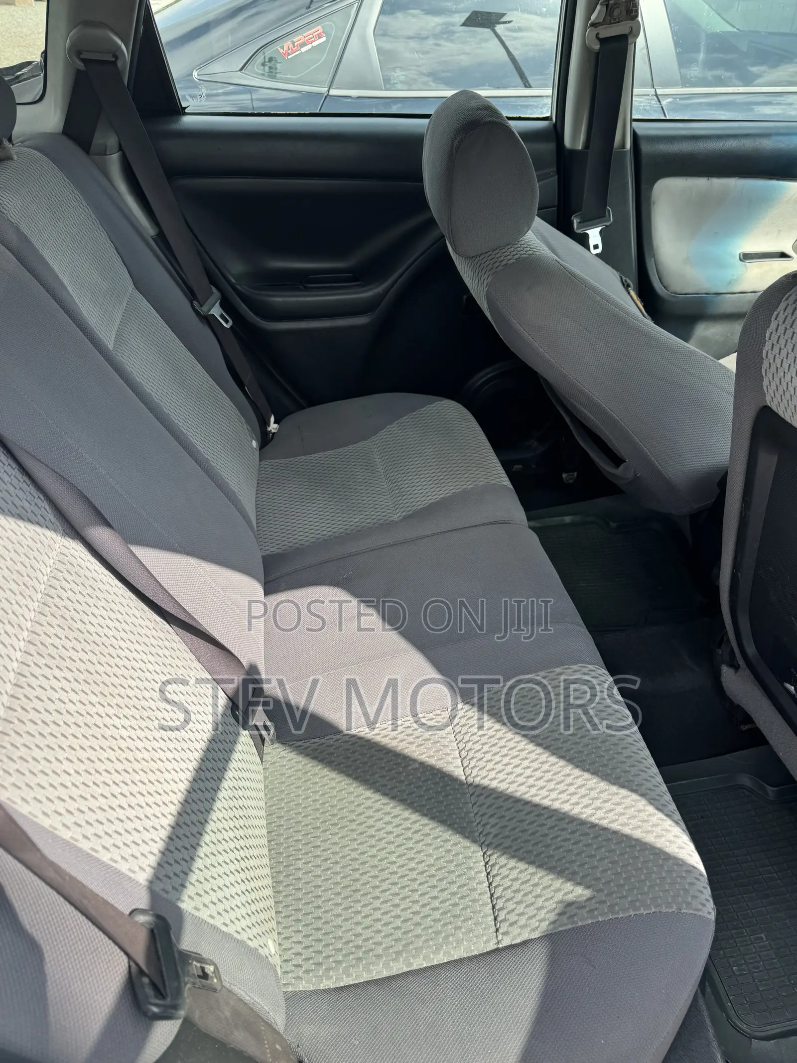 Toyota Matrix XR Hatchback AWD (1.8L 4cyl 4A) 2006 White