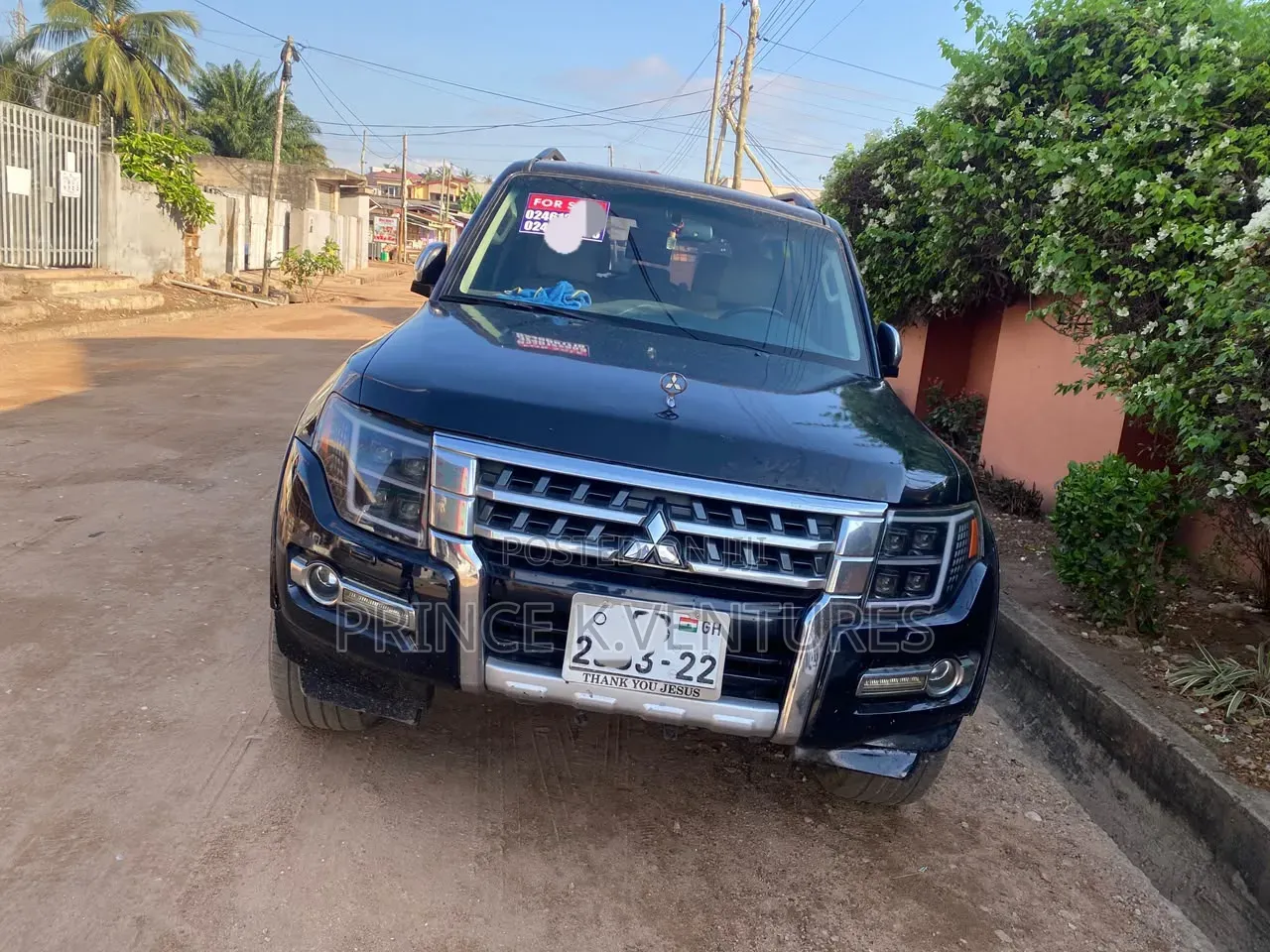 Mitsubishi Pajero 2017 Black