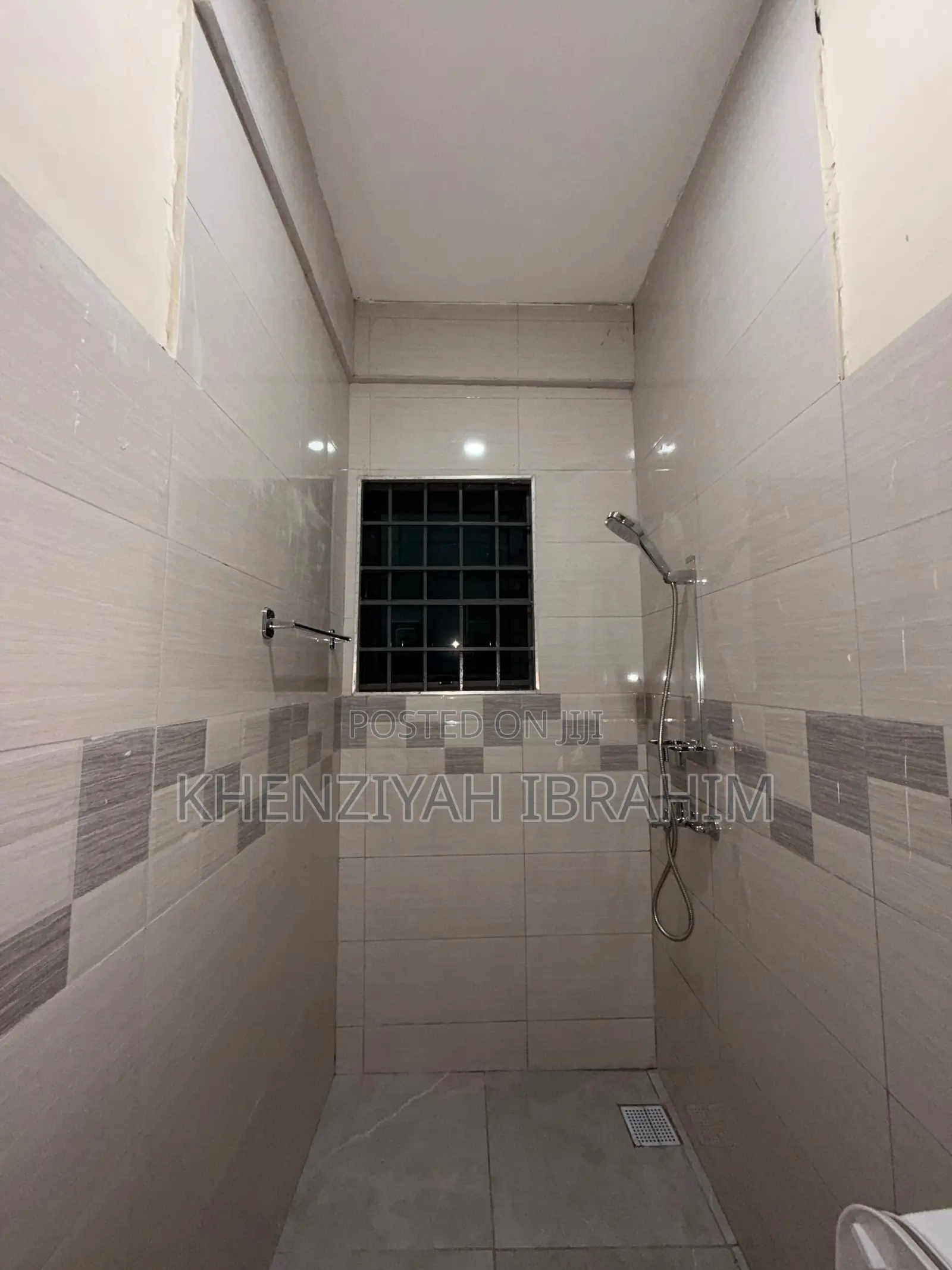 3bdrm Apartment in Ashaley Botwe for rent
