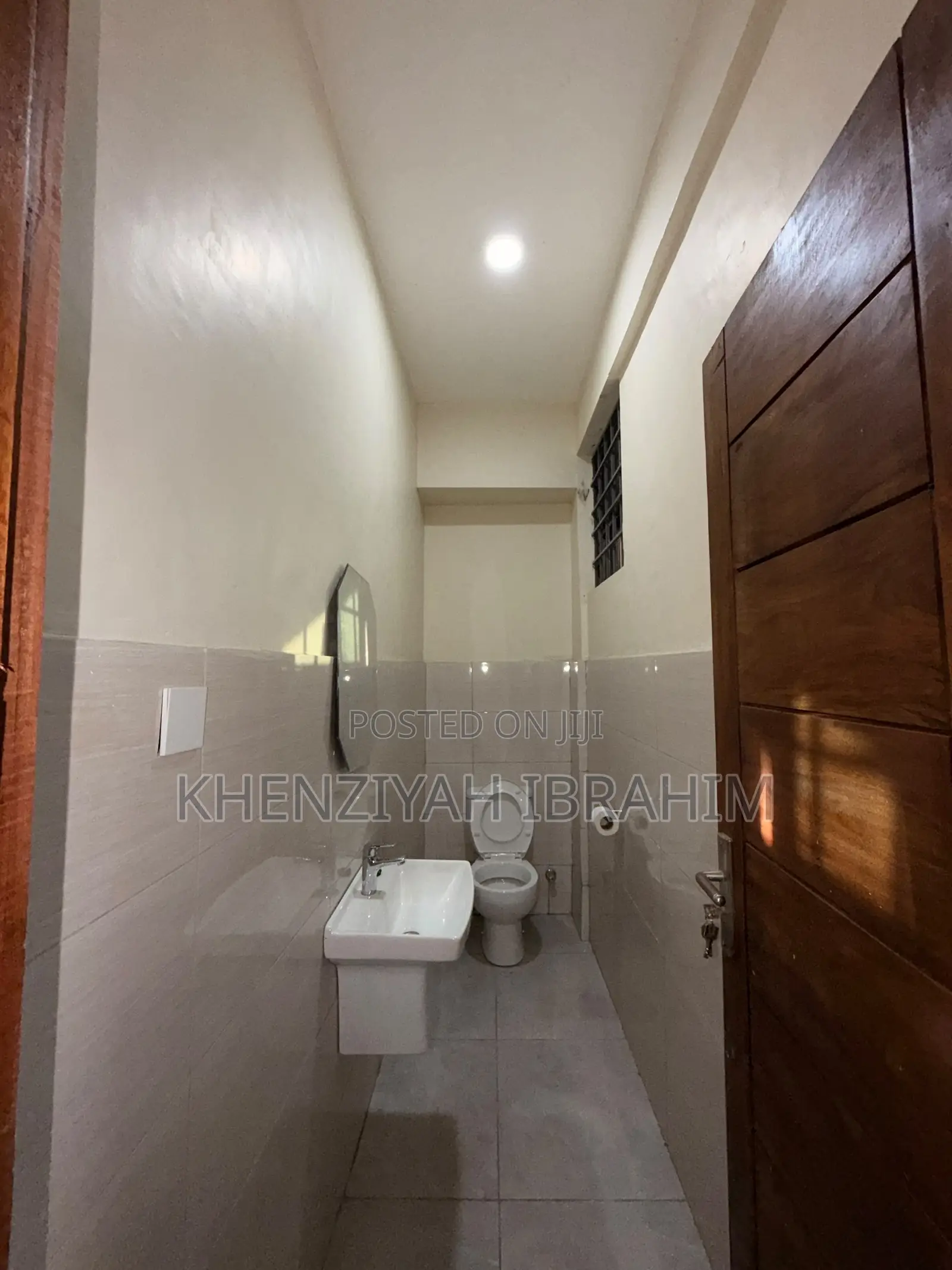 3bdrm Apartment in Ashaley Botwe for rent