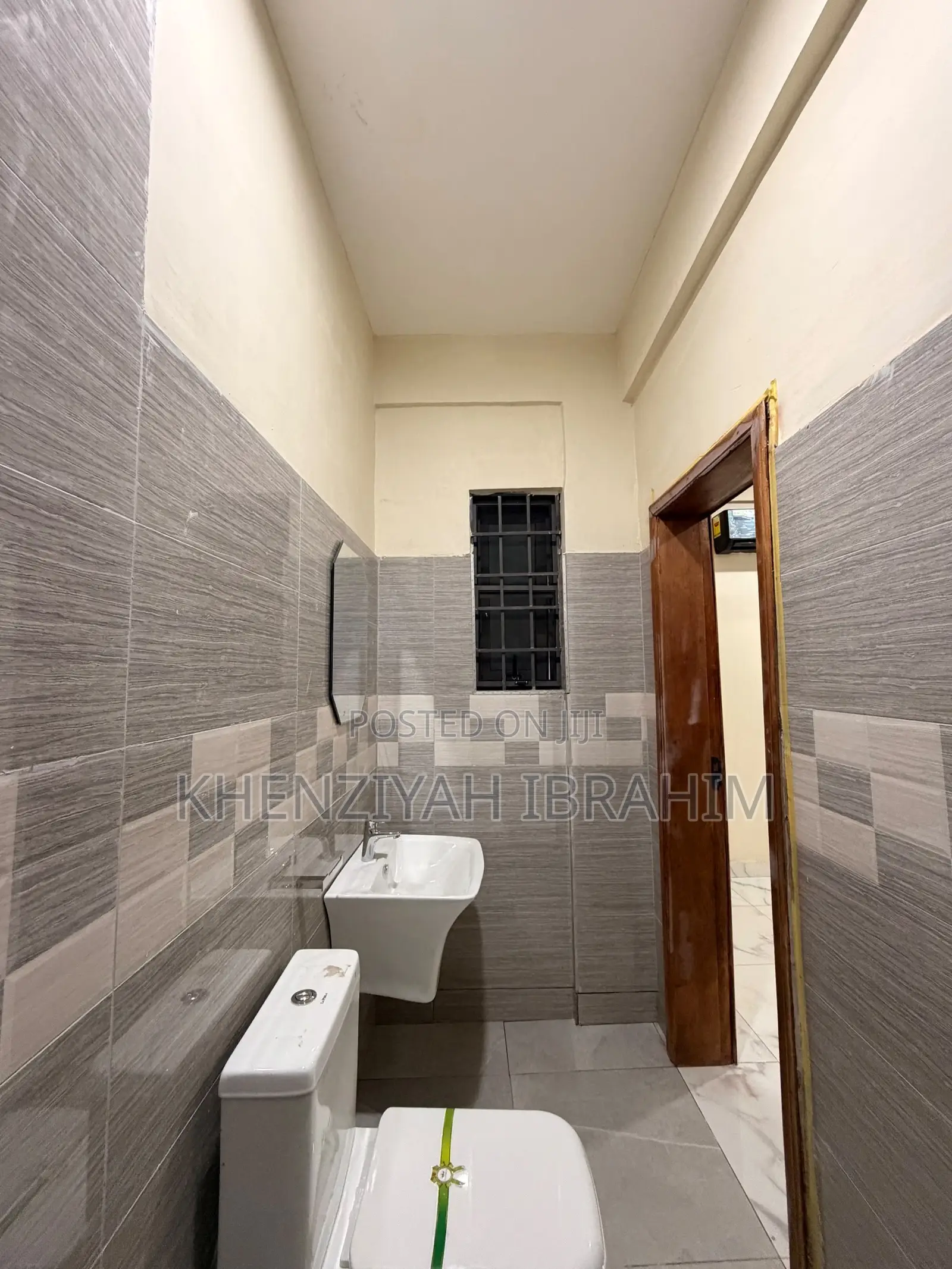 3bdrm Apartment in Ashaley Botwe for rent