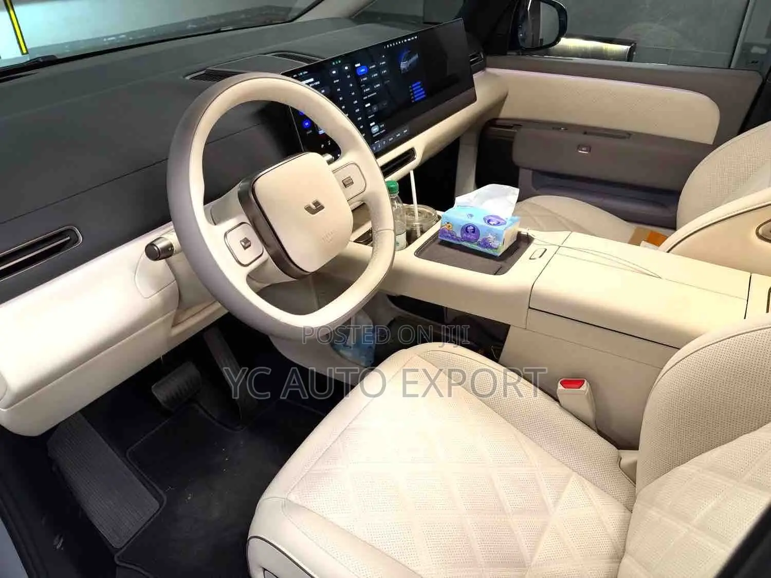 Li Auto Mega 2025 Silver