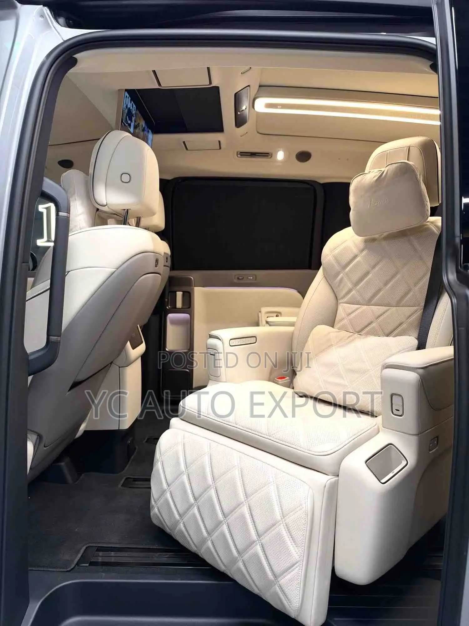 Li Auto Mega 2025 Silver