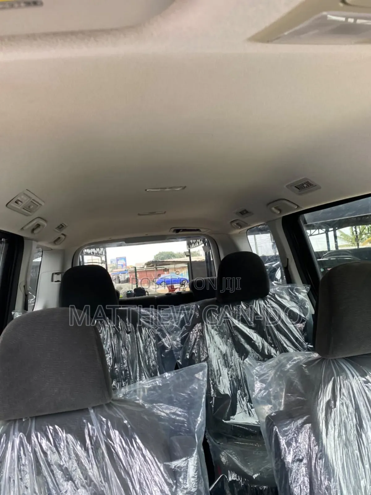 Toyota Voxy V 4WD 7-Seater 2012 Black