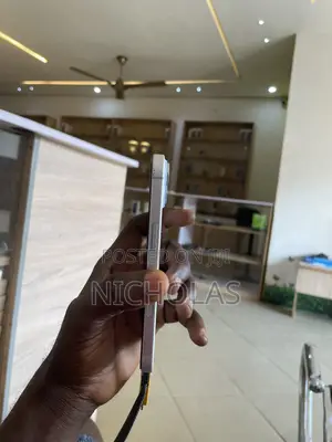 Apple iPhone 15 128 GB Green