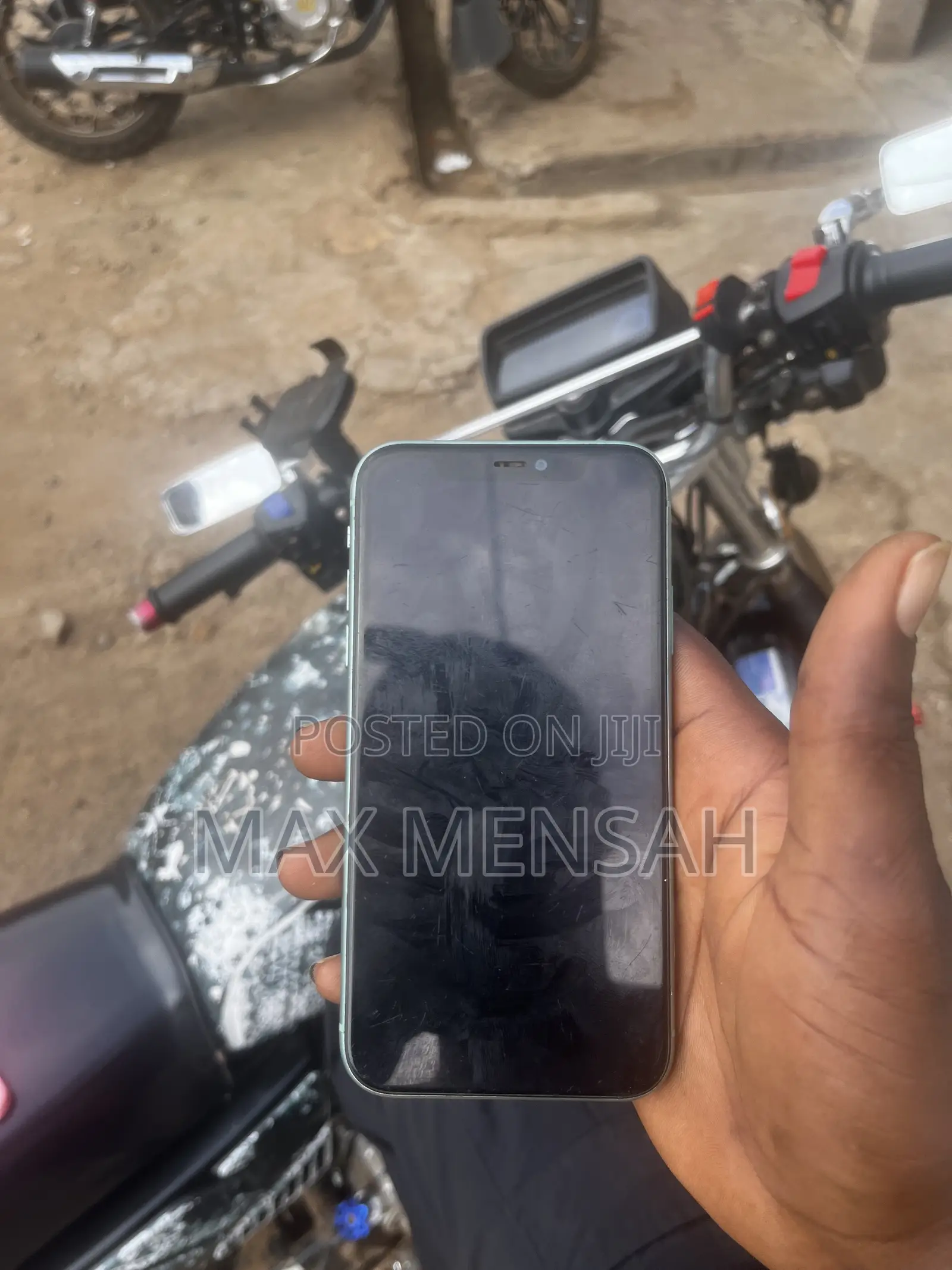 Apple iPhone 11 64 GB Green