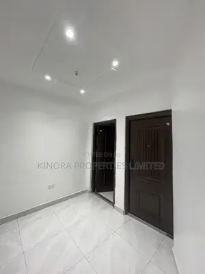 3bdrm Duplex in Botwe for sale