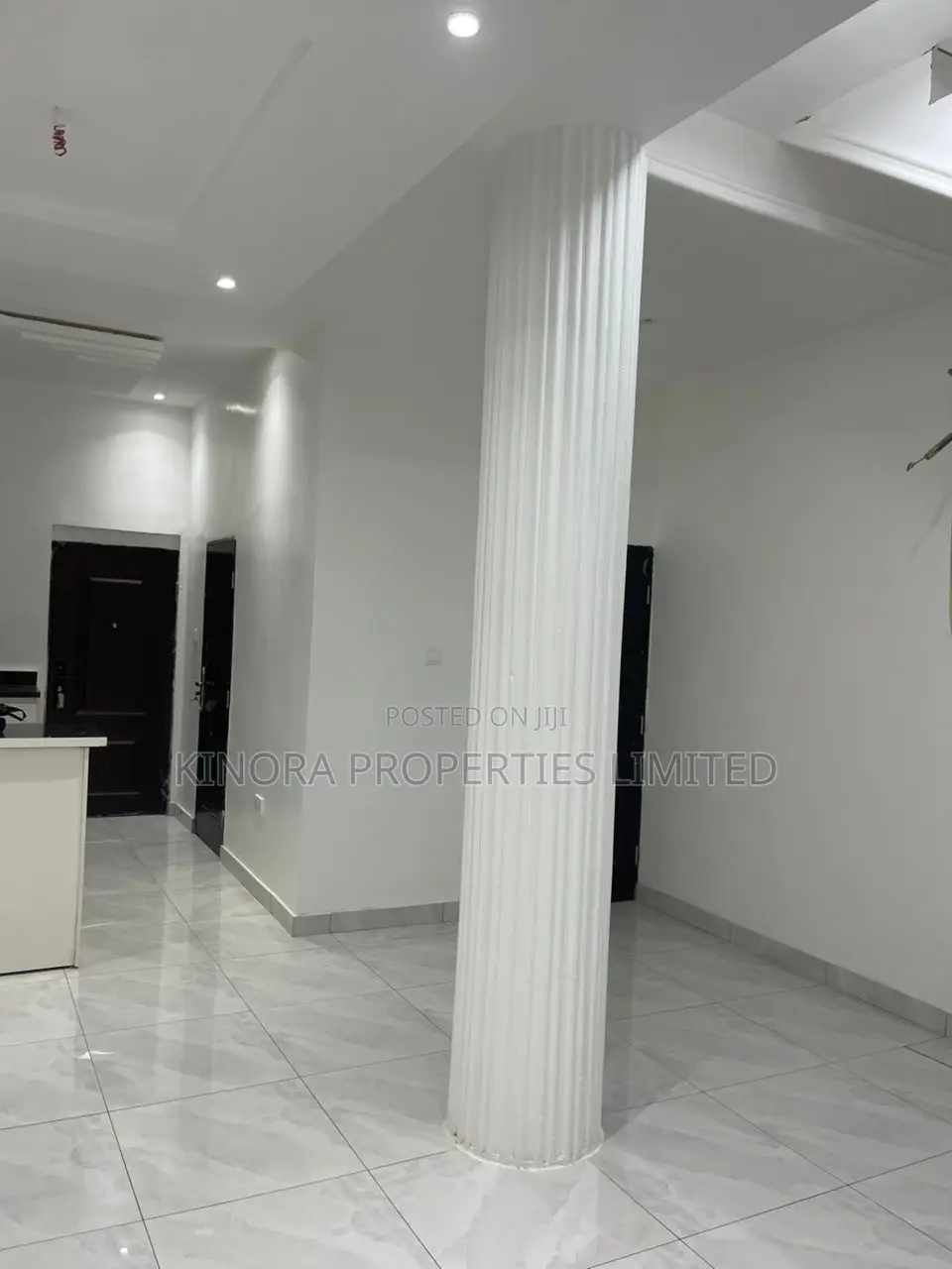 3bdrm Duplex in Botwe for sale