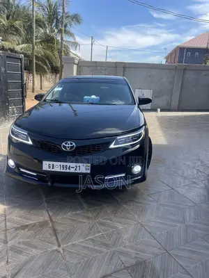 Toyota Camry SE 4dr Sedan (2.5L 4cyl 6A) 2013 Black