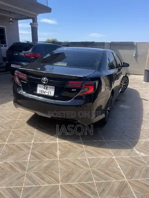 Toyota Camry SE 4dr Sedan (2.5L 4cyl 6A) 2013 Black