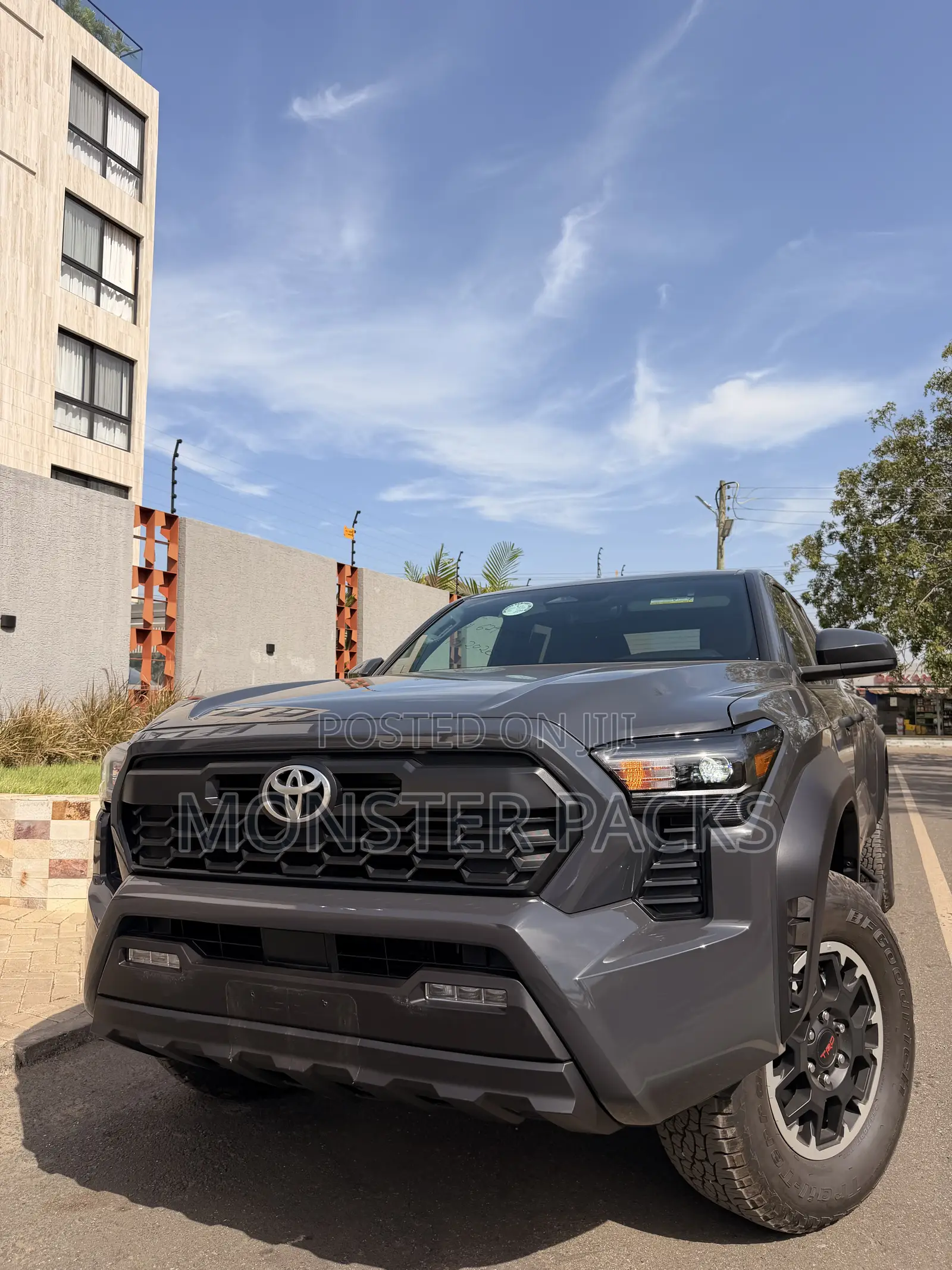 Toyota Tacoma TRD Off-Road Double Cab 4WD 5.0 ft. SB (Automatic) 2025