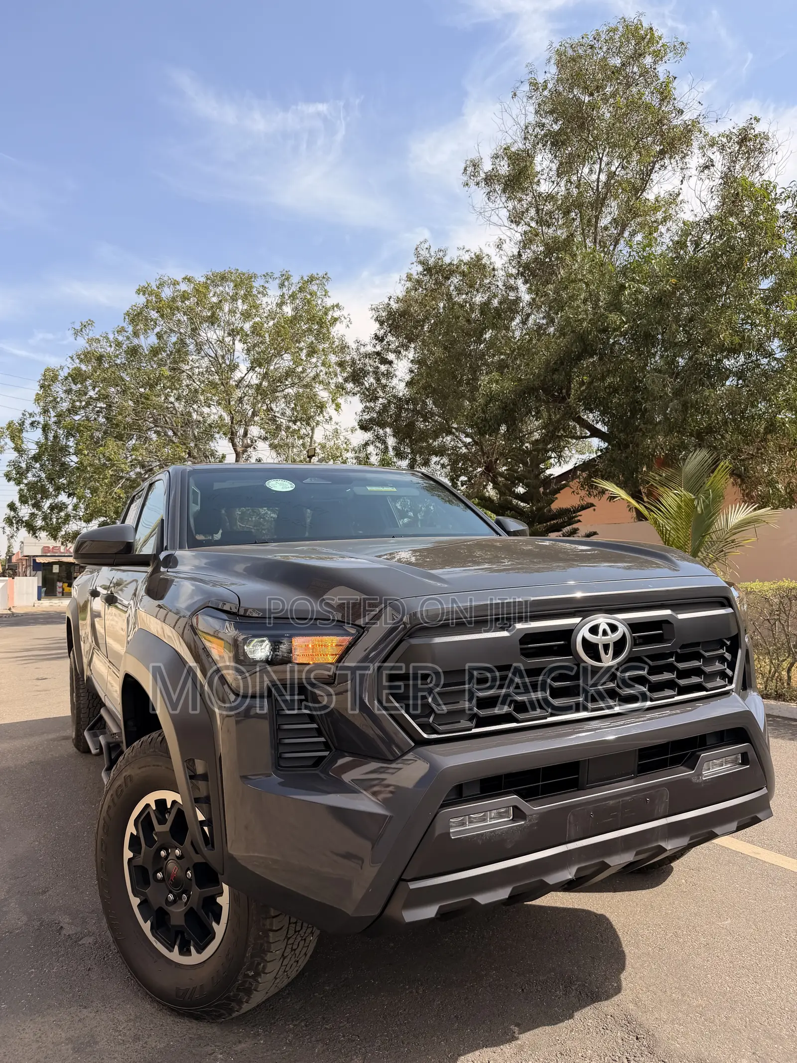 Toyota Tacoma TRD Off-Road Double Cab 4WD 5.0 ft. SB (Automatic) 2025