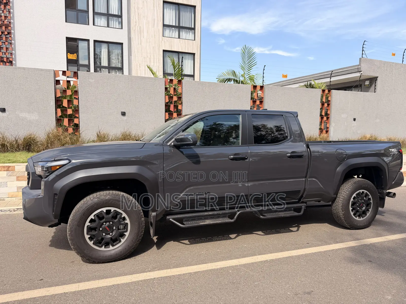 Toyota Tacoma TRD Off-Road Double Cab 4WD 5.0 ft. SB (Automatic) 2025
