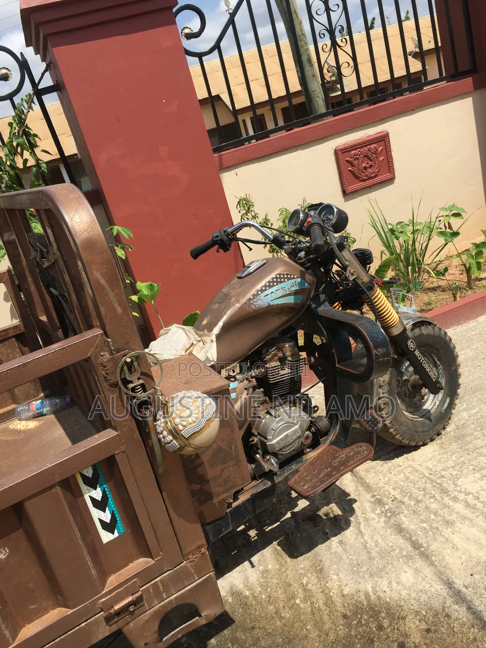 Motorcycle 2021 Brown
