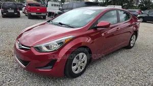 Hyundai Elantra 2016 Red