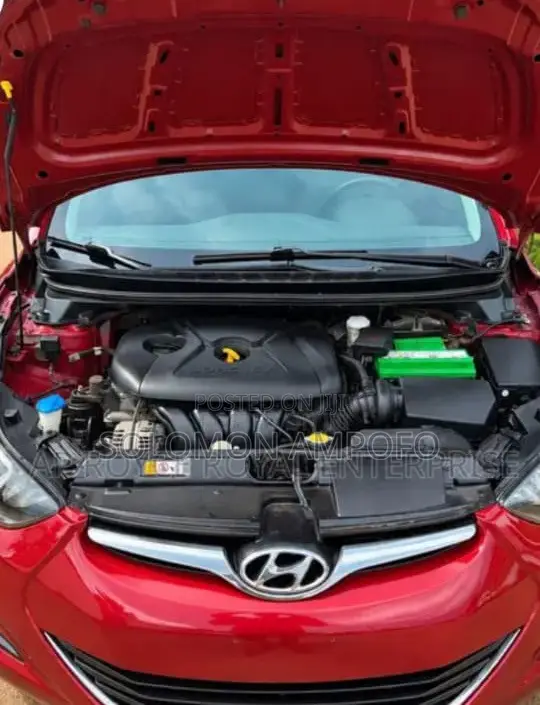 Hyundai Elantra 2016 Red