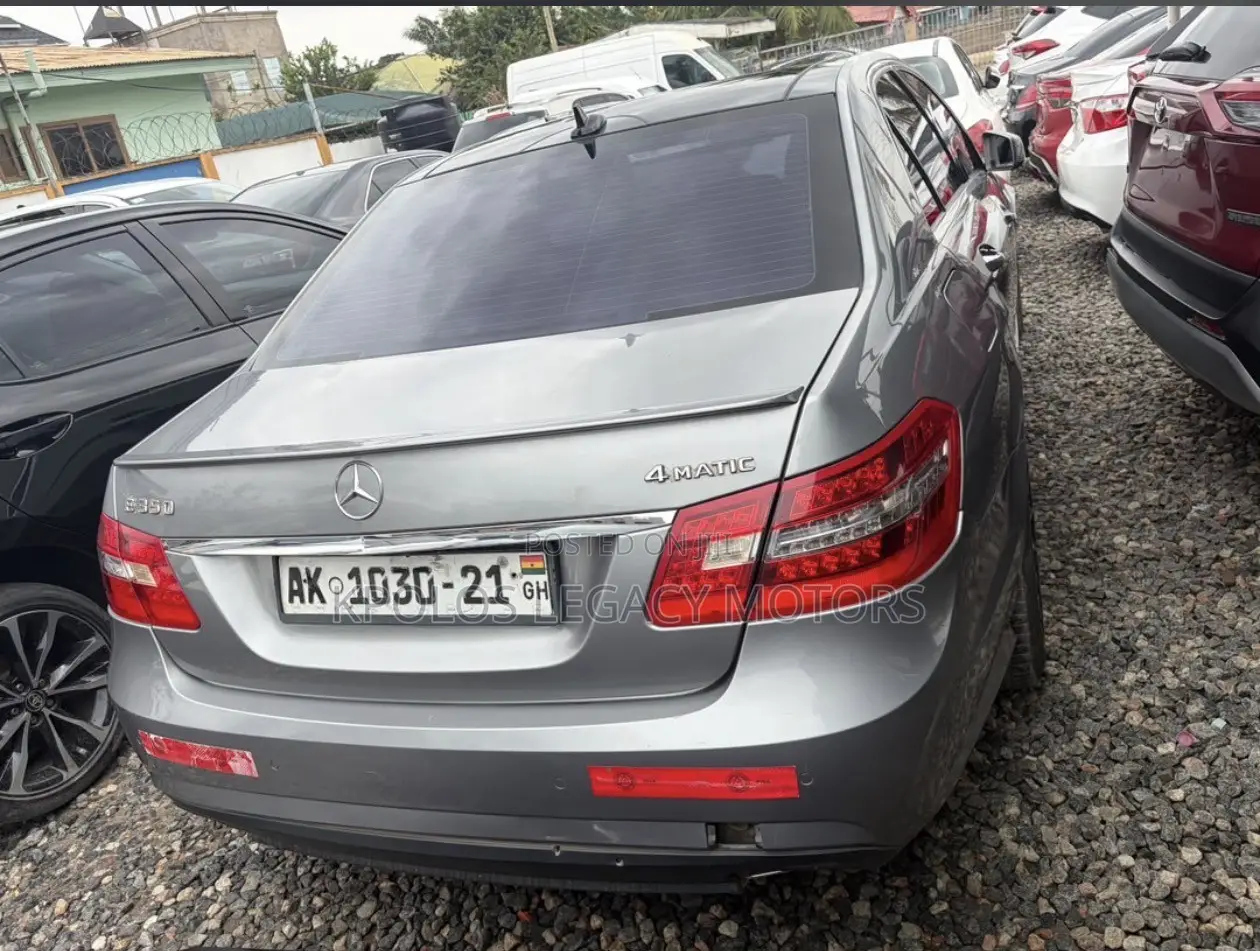 Mercedes-Benz E350 2012 Gray