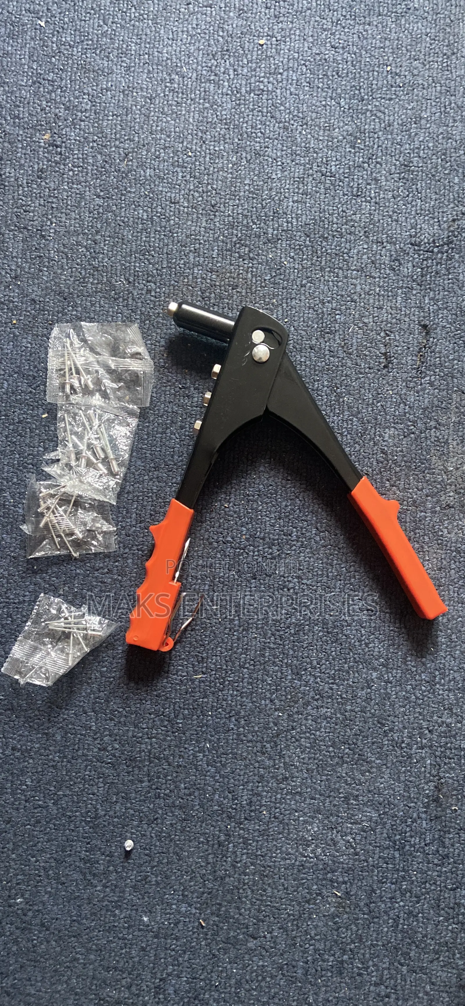 Hand Rivet Gun With Pins