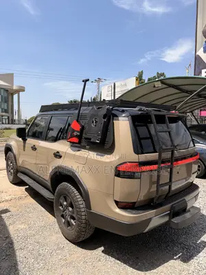 Lexus GX 550 Overtrail 2024 Beige