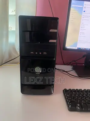 Desktop Computer Asus 8GB Intel Core i5 SSD 256GB