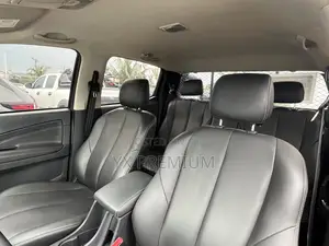 Isuzu D-MAX 2021 White