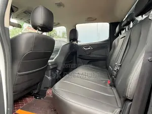 Isuzu D-MAX 2021 White