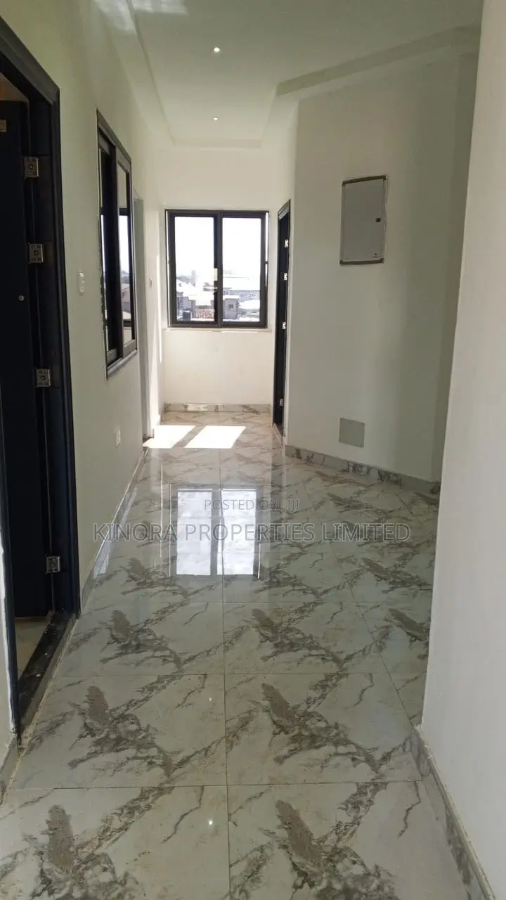 3bdrm Apartment in Atomic Down Police, Haatso for rent