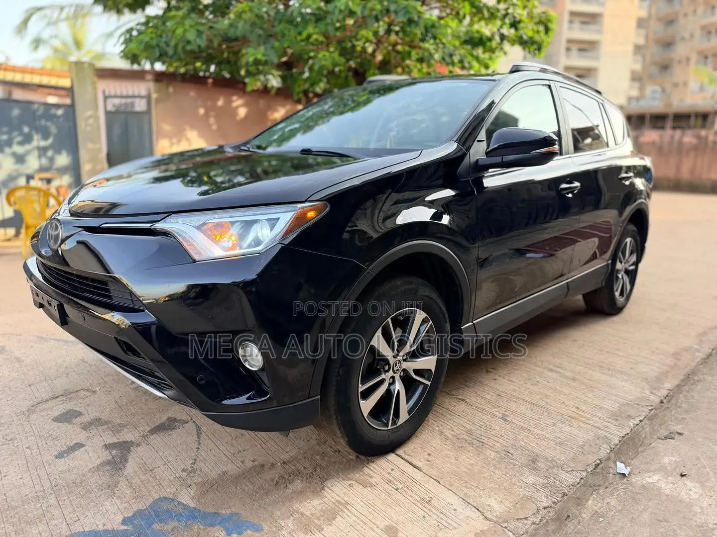 Toyota RAV4 XLE AWD (2.5L 4cyl 6A) 2017 Matt Black