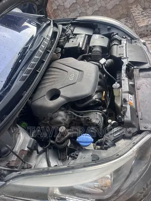Hyundai Avante 2015 Silver