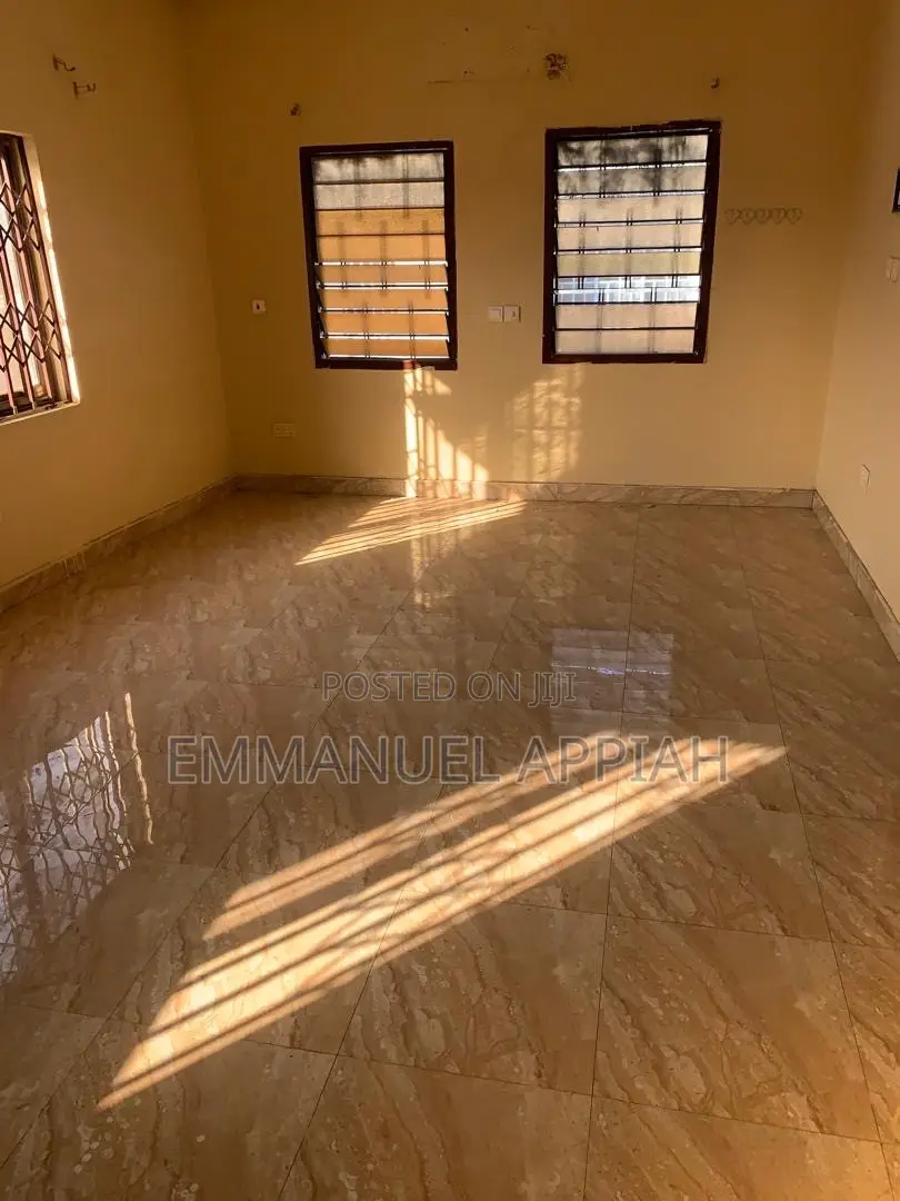2bdrm Apartment in Achimota for rent