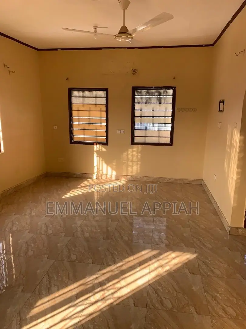 2bdrm Apartment in Achimota for rent
