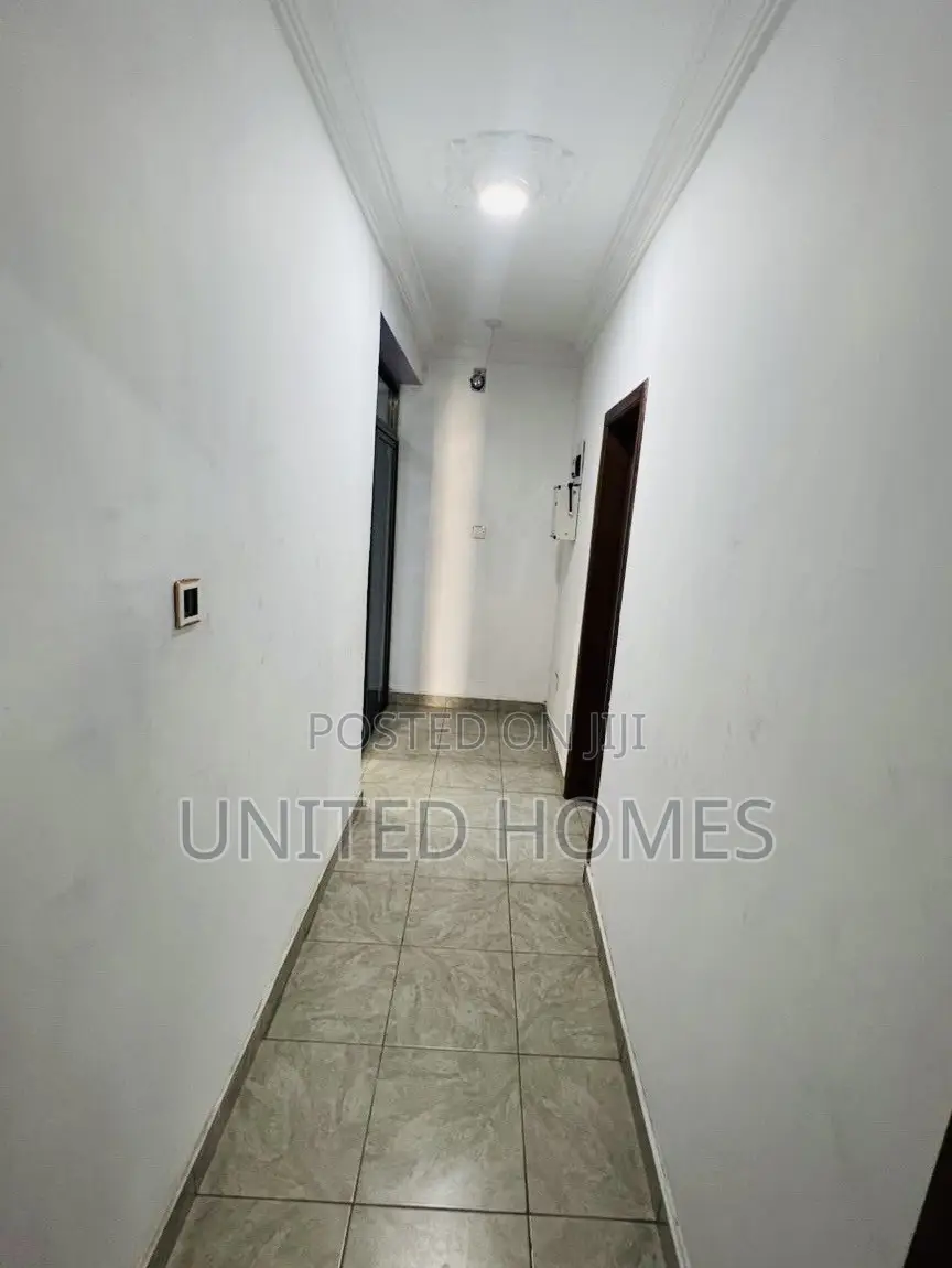 2bdrm Apartment in Achimota for rent