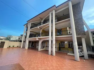 2bdrm Apartment in American House for rent