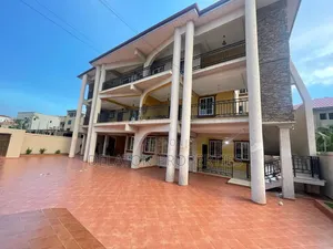 2bdrm Apartment in American House for rent